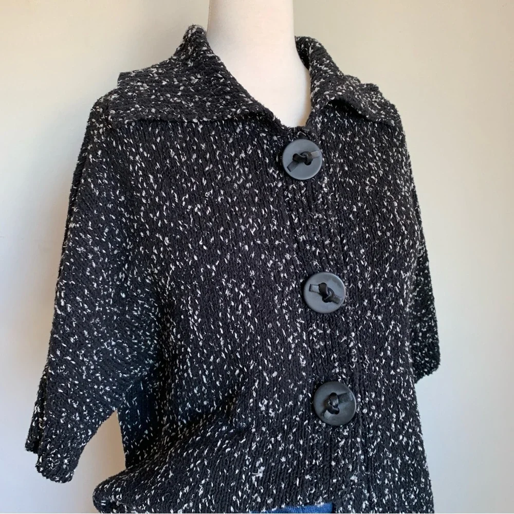 Coldwater Creek Short Sleeve Black White Knit Cardigan Sweater Size Medium 10-12 - Picture 3 of 12